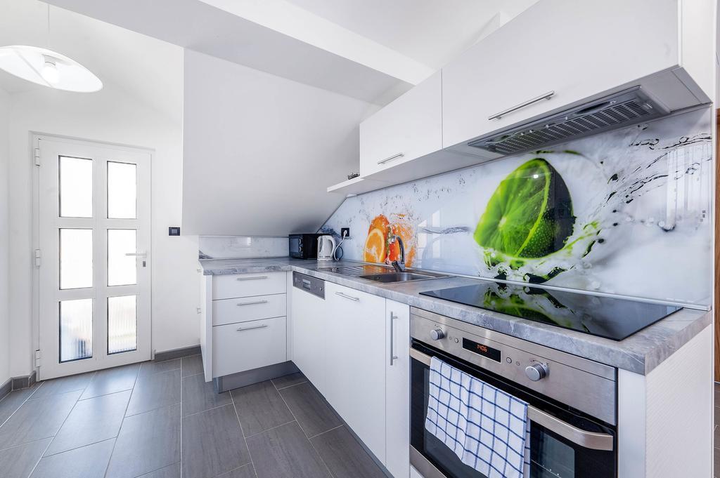 Apartment Grc Гребащиця Екстер'єр фото