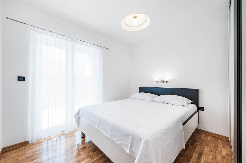 Apartment Grc Гребащиця Екстер'єр фото